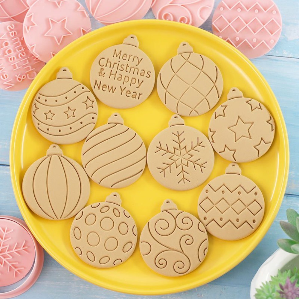 Cookies Pack - 11Pcs Christmas Ornament Cookie Cutter Set